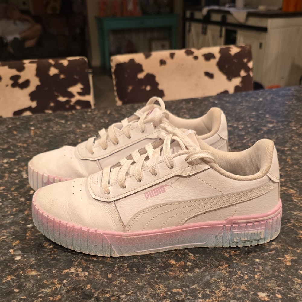 Puma Cream and Pink Casual Sneakers